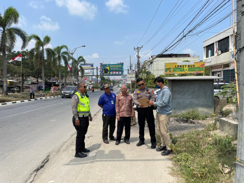 Respon cepat sat lantas dan Dishub kabupaten Pelalawan, dalam menekan angka Kecelakaan Lalu Lintas.