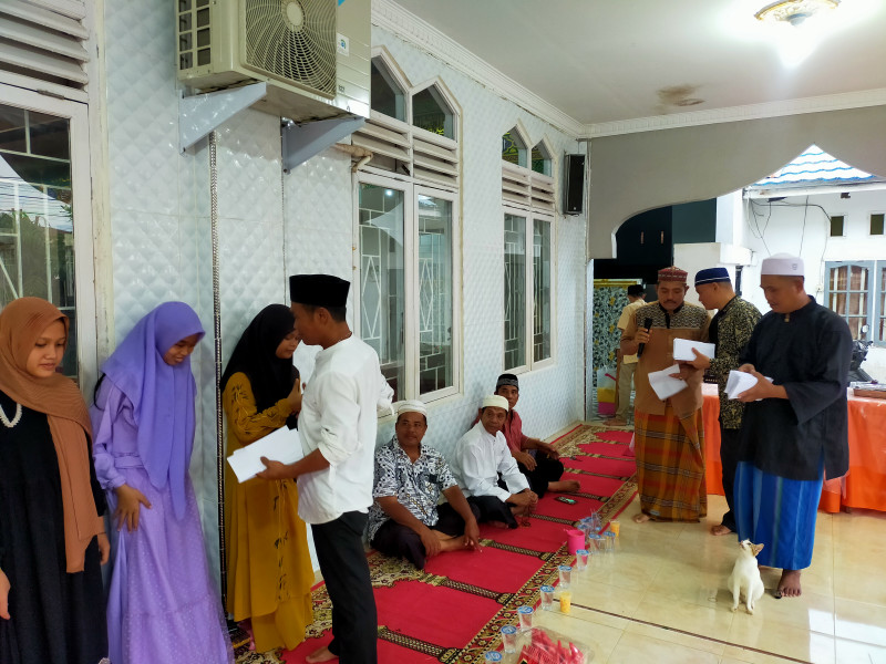 Buka Bersama dan Santunan Anak-anak Yatim/Piatu Masjid nurul ikhlas