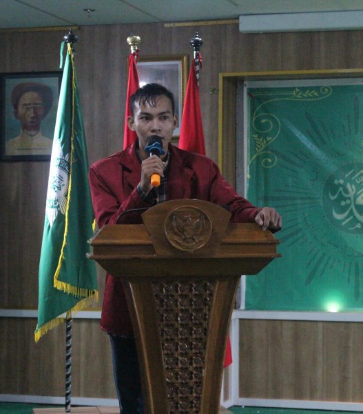 Agung Maulana ketua umum KMPKS mendesak presiden RI Prabowo copot dan reshuffle Menteri HAM RI Natalius Pigai Imbas penyiraman air keras aktivis kontraS