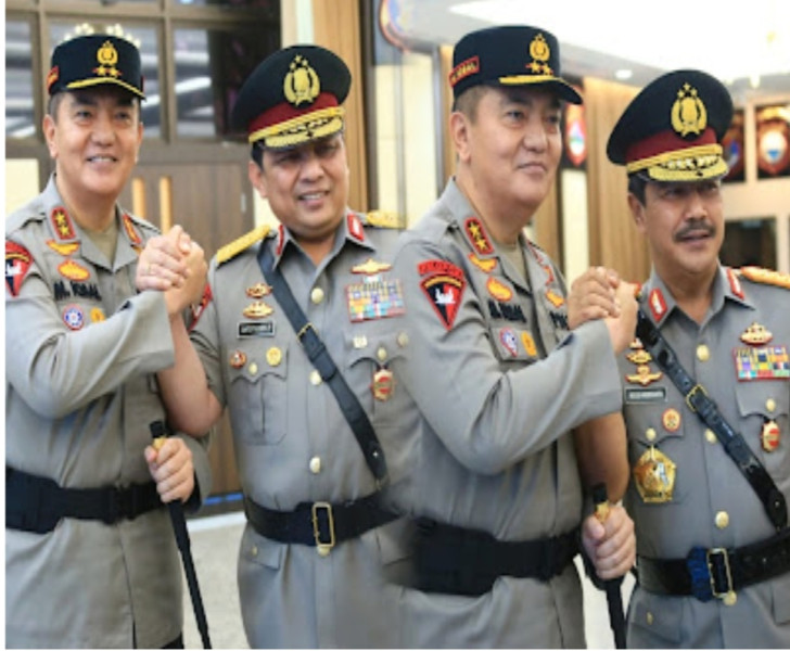 Kapolda Riau Hadiri Sertijab dan Tradisi Pengantar Tugas Wakapolri