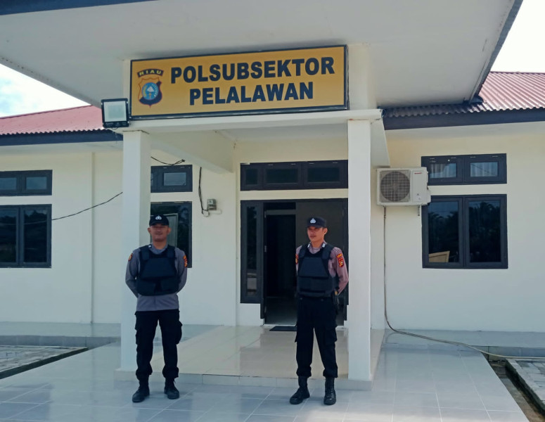 Personil Polsubsektor Pelalawan tingkatkan penjagaan di area Markas saat pagi dan malam
