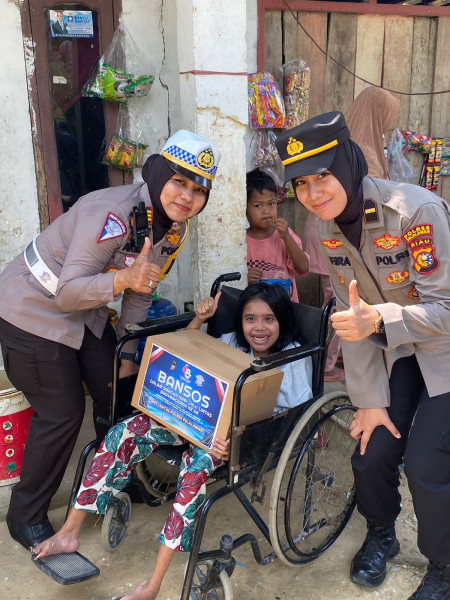 Memperingati Hari Lalu Lintas Bhayangkara ke-68 Tahun 2023. Sat lantas Polres Pelalawan Gelar Bhakti Sosial kepada masyarakat Penyandang Disabilitas.