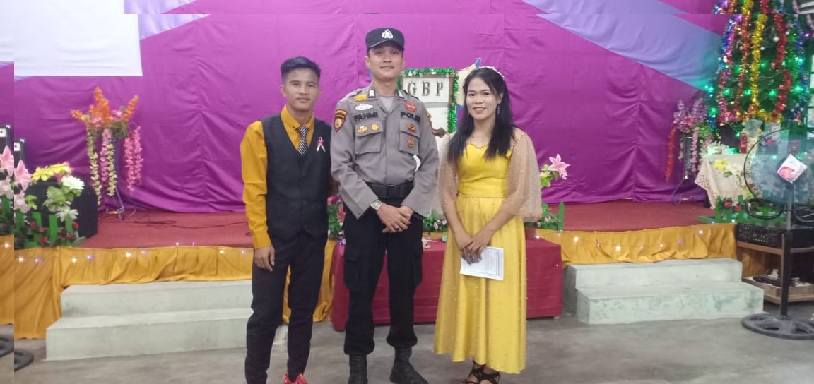 Polsubsektor Pelalawan tingkatkan pengamanan dalam menyambut hari besar bagi umat Nasrani,