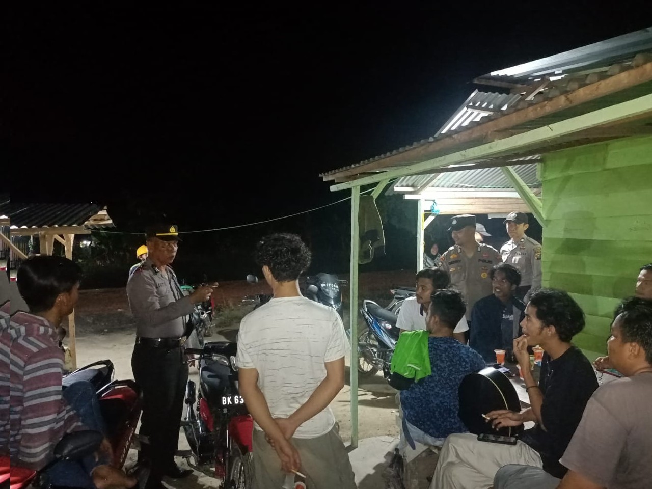 Kegiatan Rutinitas Kepolisian Subsektor Pelalawan laksanakan Patroli dan sambang warga