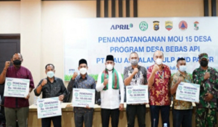 Inovasi Holistik PT RAPP, 15 Desa di Pelalawan Ikut Program Desa Bebas Api