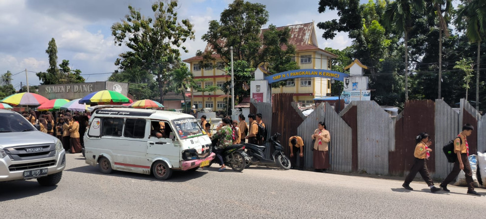 Rawan Kecelakaan, Warga pangkalan kerinci  Minta Pemkab Pelalawan Bangun JPO