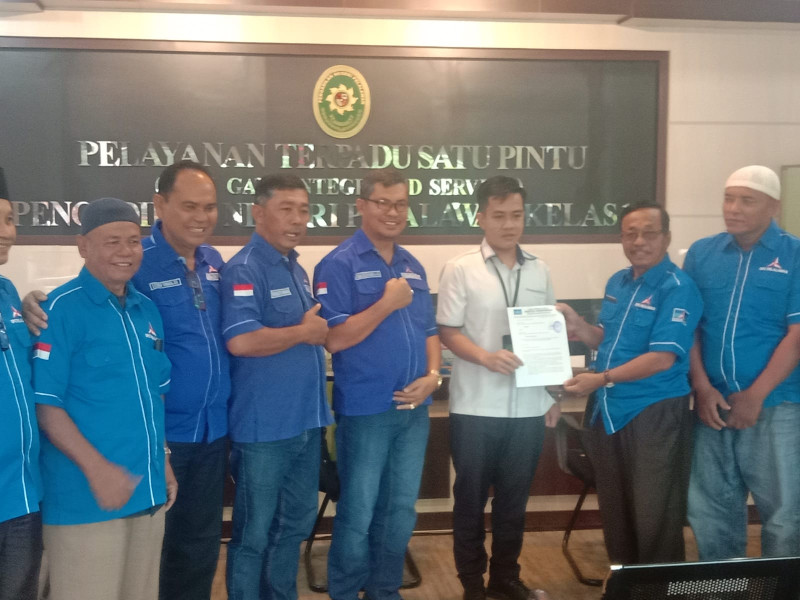 DPC Partai Demokrat Pelalawan Menyampaikan Surat Perlindungan Hukum Melalui Pengadilan Negeri Kepada Ketua MA di Jakarta