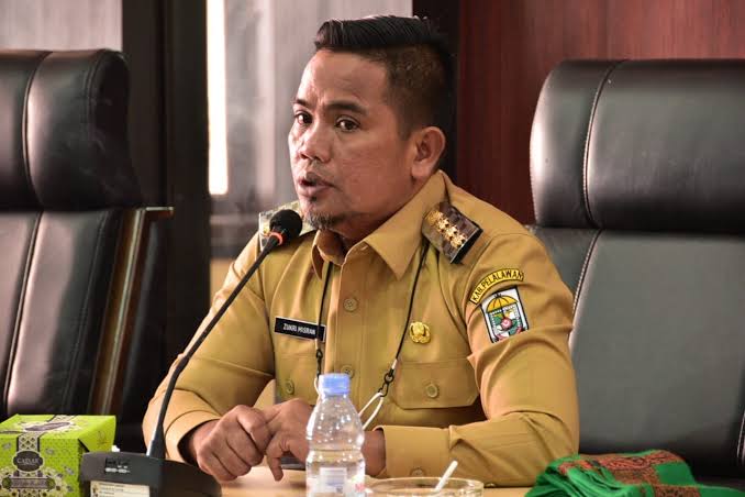 Bupati Pelalawan Dianugerahi Penghargaan Kontribusi Dalam Membina Pengembangan Teknologi Tepat Guna Desa