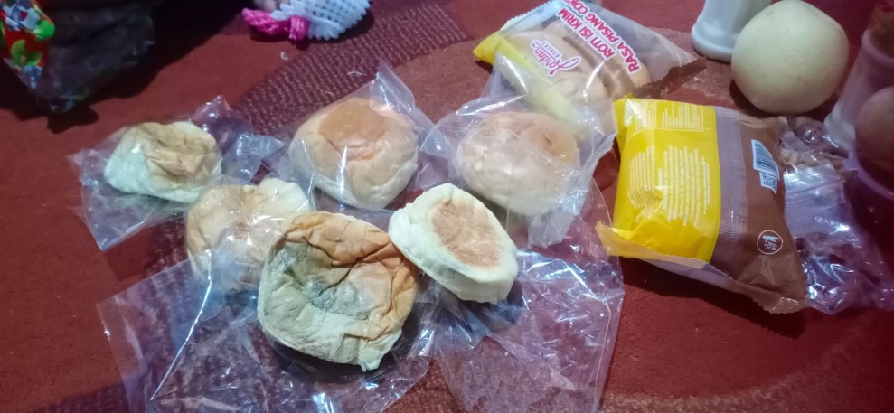 SPPG Yayasan Tuah Karya Mandiri Diduga Abaikan Kualitas MBG, Roti Berjamur Dibagikan ke Siswa SDN 009 Kuala Terusan
