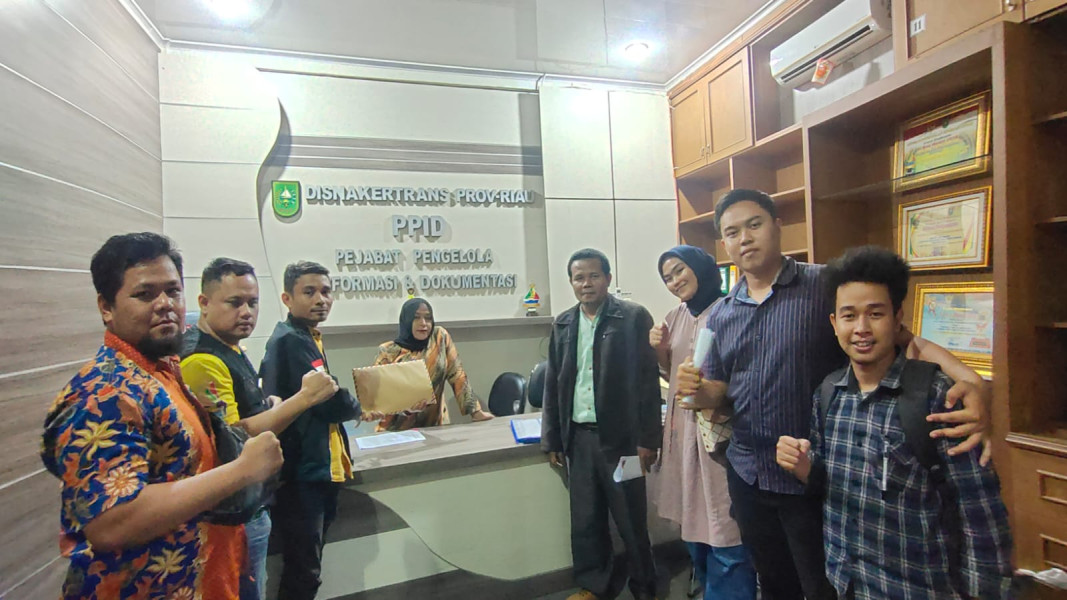 Barmansyah owner PT. Sawit Mas Nusantara,Terlantarkan 49 Pekerja tanpa di bayarkan upah dan di duga gelapkan uang BPJS Pekerja.