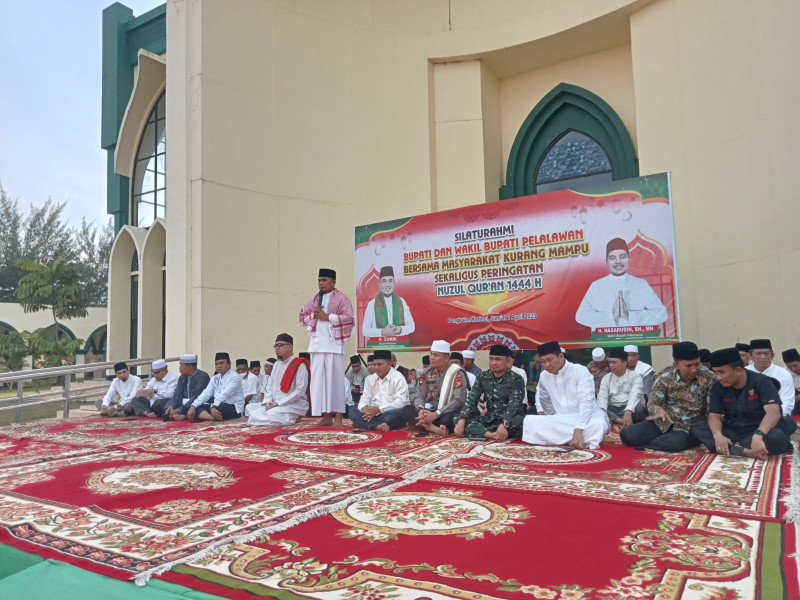 H Zukri didampingi wakil Bupati H Nasaruddin SH, MH menghadiri acara peringatan Nuzul Quran