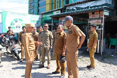 Sidak, Sekda Subulussalam Temukan Sejumlah PNS Nongkrong Saat Jam Kerja