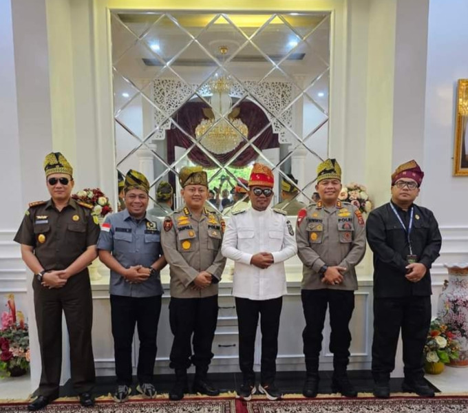 Bupati H, zukri HadiriLaunching Polisi RW Polres pelalawan