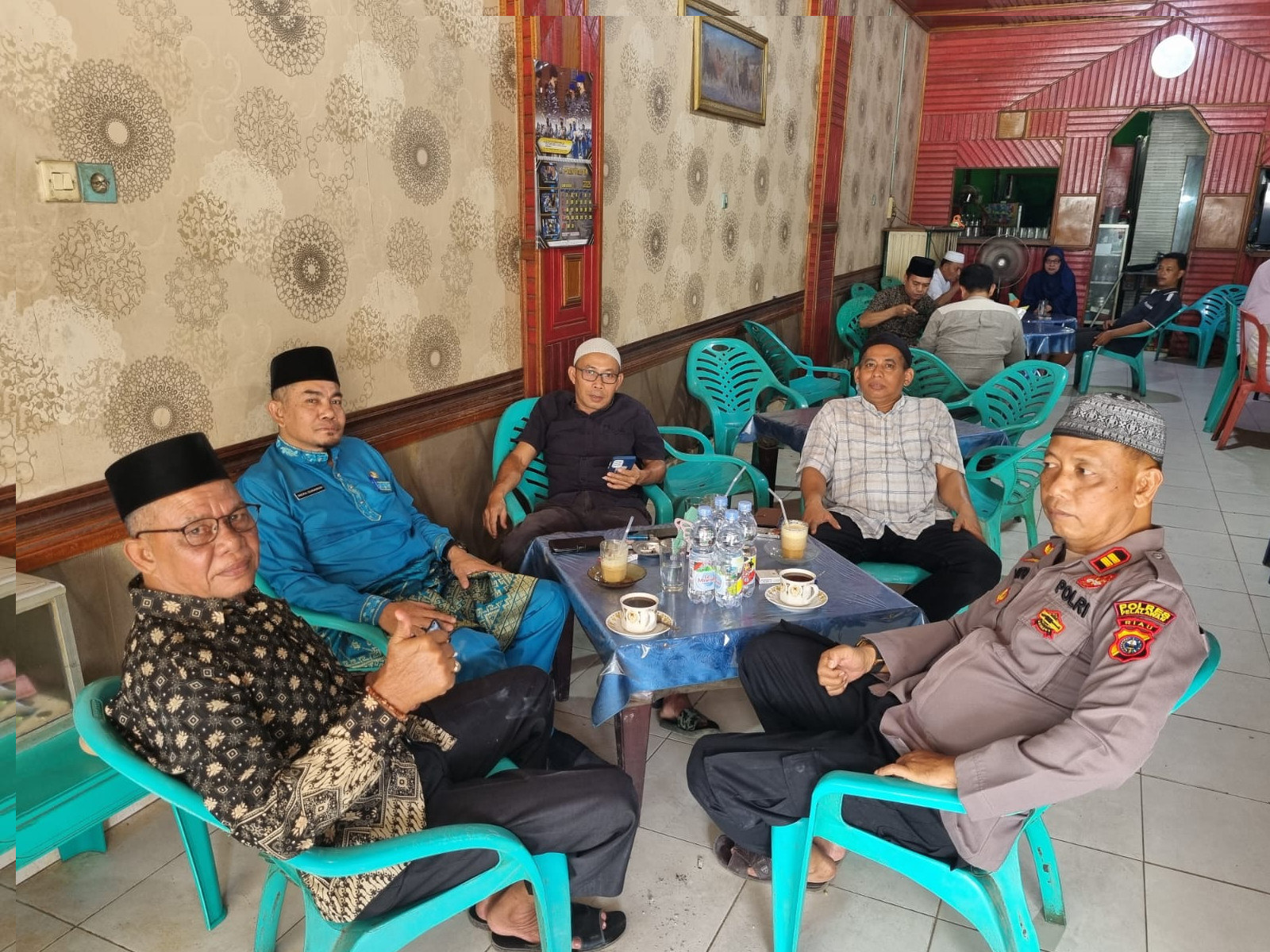 JUMAT BERKAH POLRI Terima Saran, Kritikan Dan Masukan Serta Aduan Masyarakat