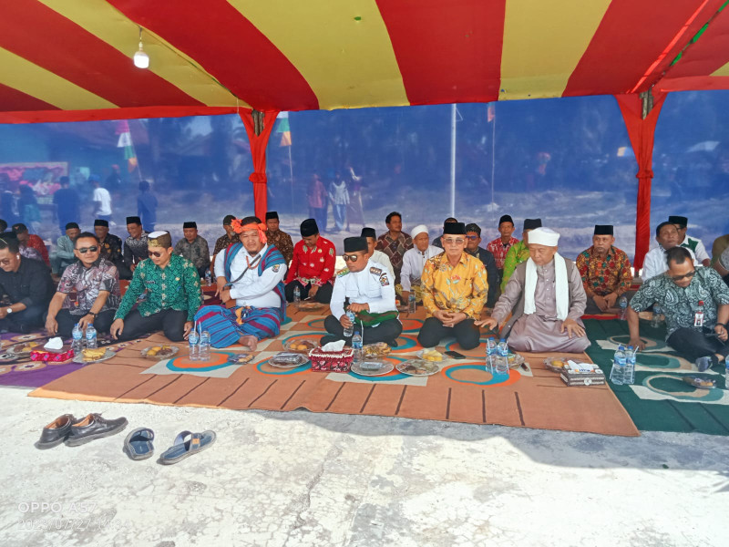 Di HUT Ke 40 Desa Langkan, Bupati H Zukri Ajak  Masyarakat Sukseskan Program Pemerintah