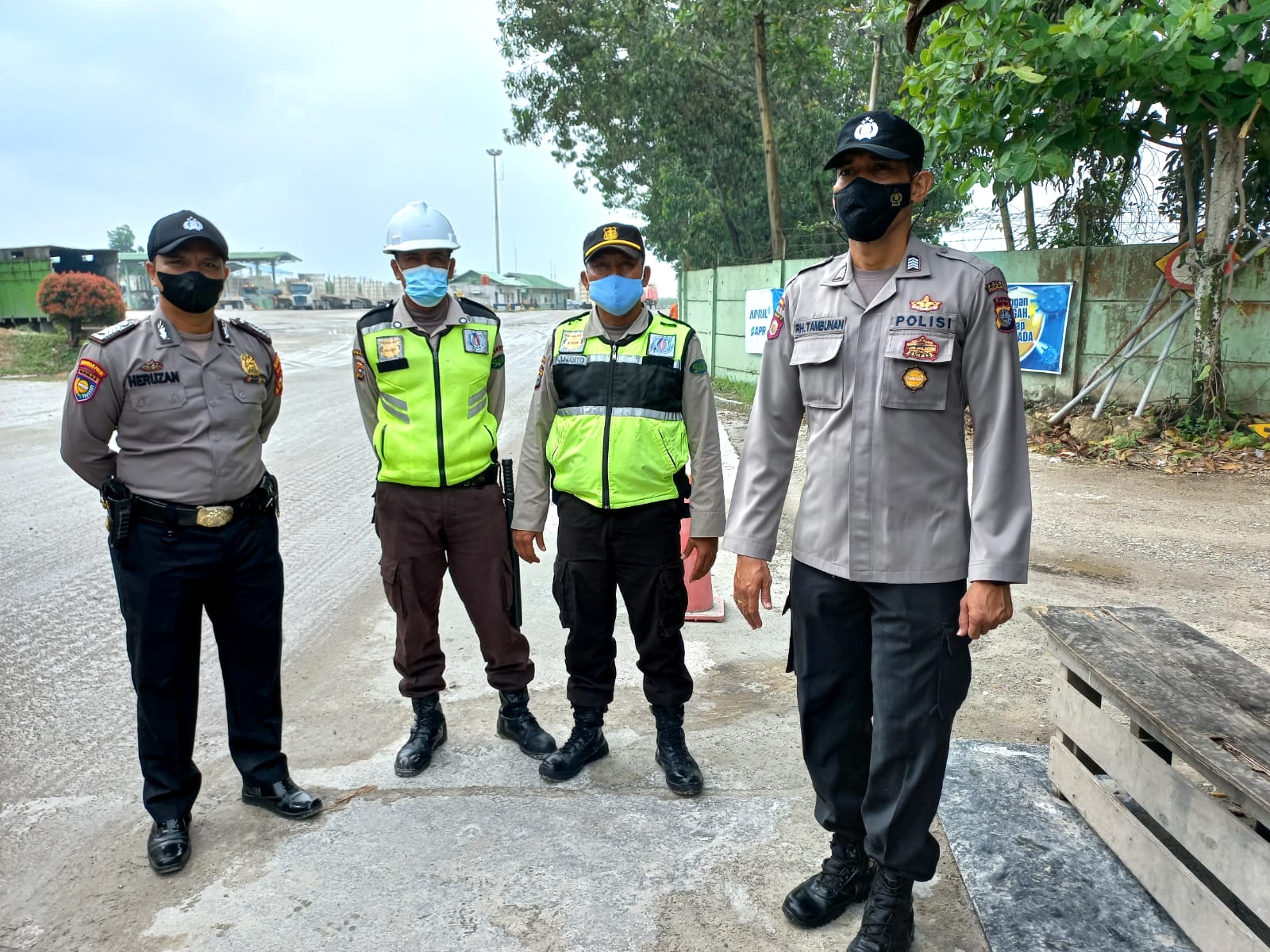 Cegah C3, Kasubsektor Pelalawan Iptu Legito Perintahkan Patroli Siang Malam Agar Situasi Kamtibmas Aman dan Kondusif