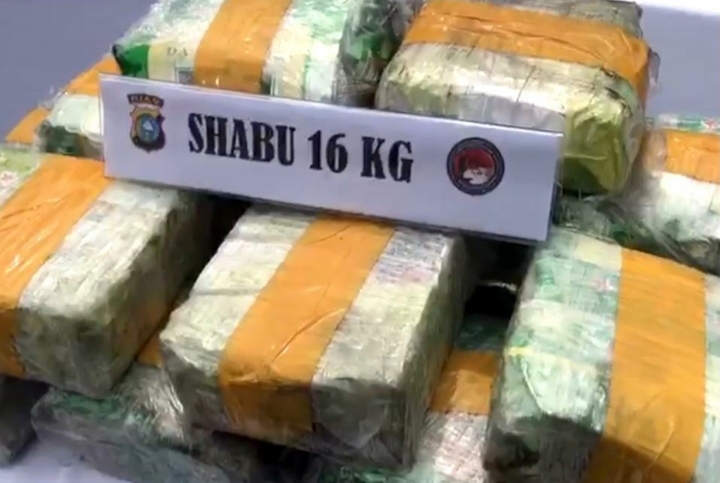 Dicap Pembelot kompol imam Zaidi,Di Penjara Seumur Hidup  Kuasai Sabu 16 Kg