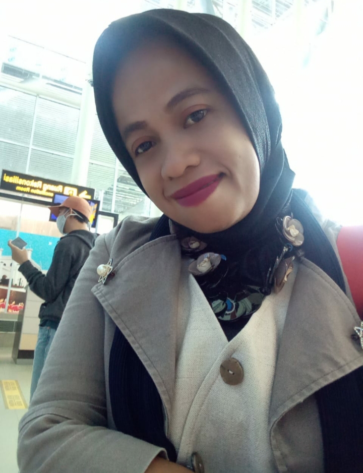 Sosok Berprestasi Menjadi Guru dan Mahir Di Dunia Seni