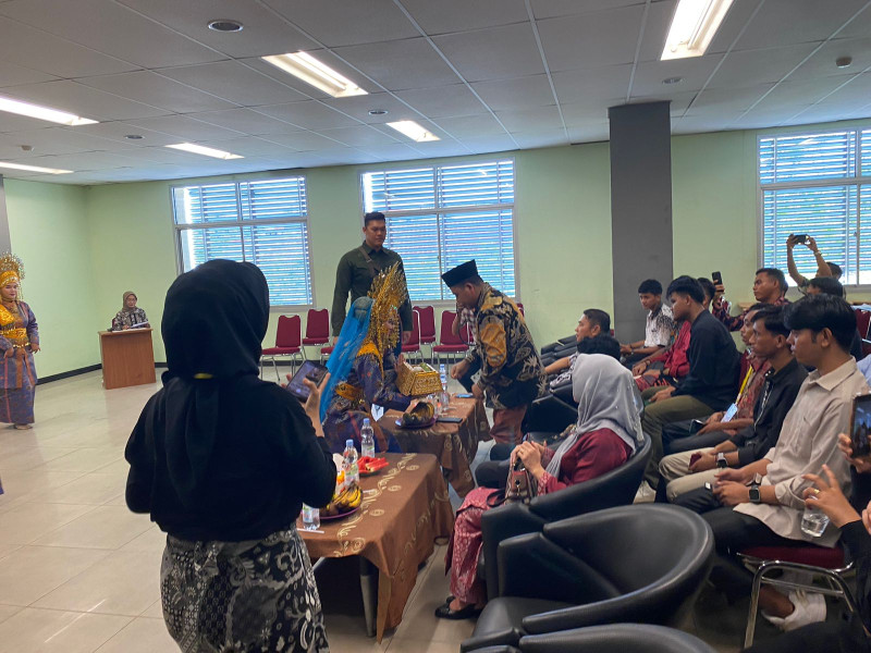 Wabup Pelalawan dan kadis Kominfo Hadiri Kongres IPMPB Kabupaten Pelalawan