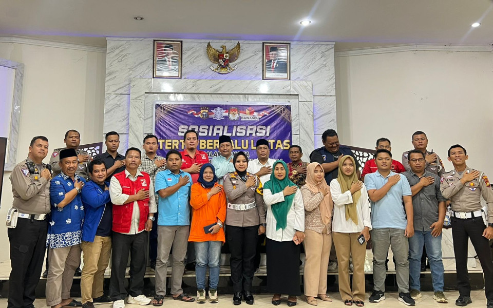 Sat lantas Polres Pelalawan gelar Sosialisasi tertib berlalu Lintas dalam rangka mensukseskan Pemilu tahun 2024
