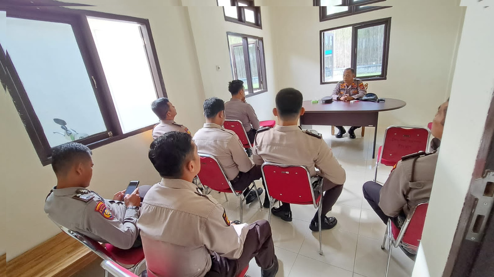 Kasubsektor Pelalawan Iptu Legito Laksanakan Kegiatan Rapat Internal