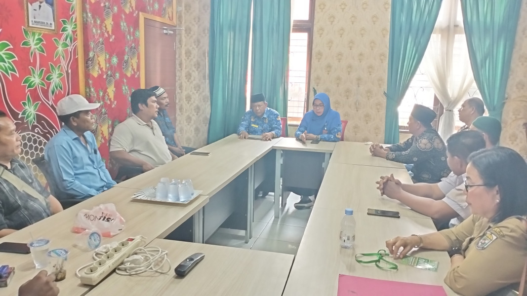 Kepsek SMP 5 Pangkalan Kuras Meradang, Pergantian Kepsek Tanpa Pemberitahuan.