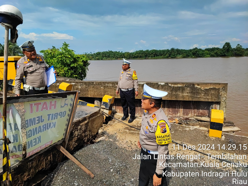 Ditlantas Polda Riau dan Polres Inhu Survey Jalan Rusak di Inhu, Ini Hasilnya