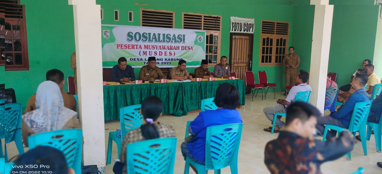 Iptu Legito sebagai kapolsubsektor turut hadir dalam Musyawarah desa Lalang kabung