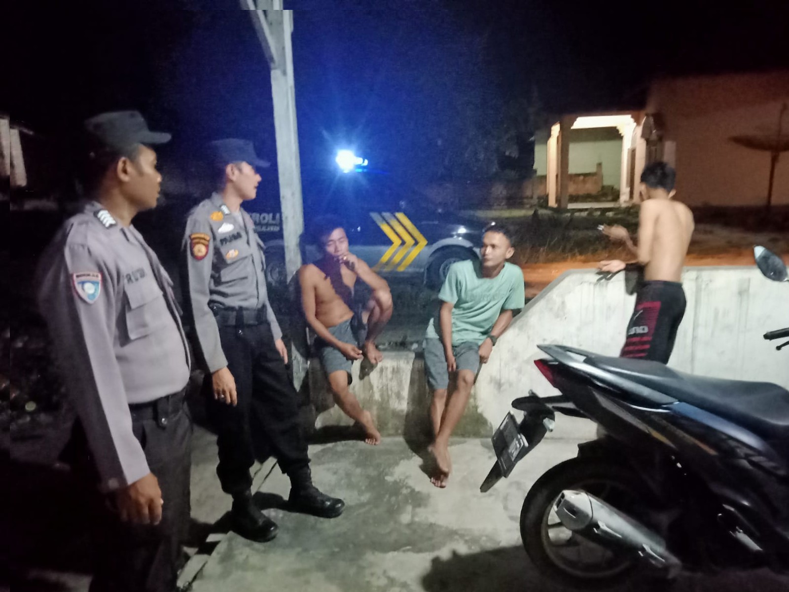 Polsubsektor pelalawan agendakan  patroli blue light dimalam hari