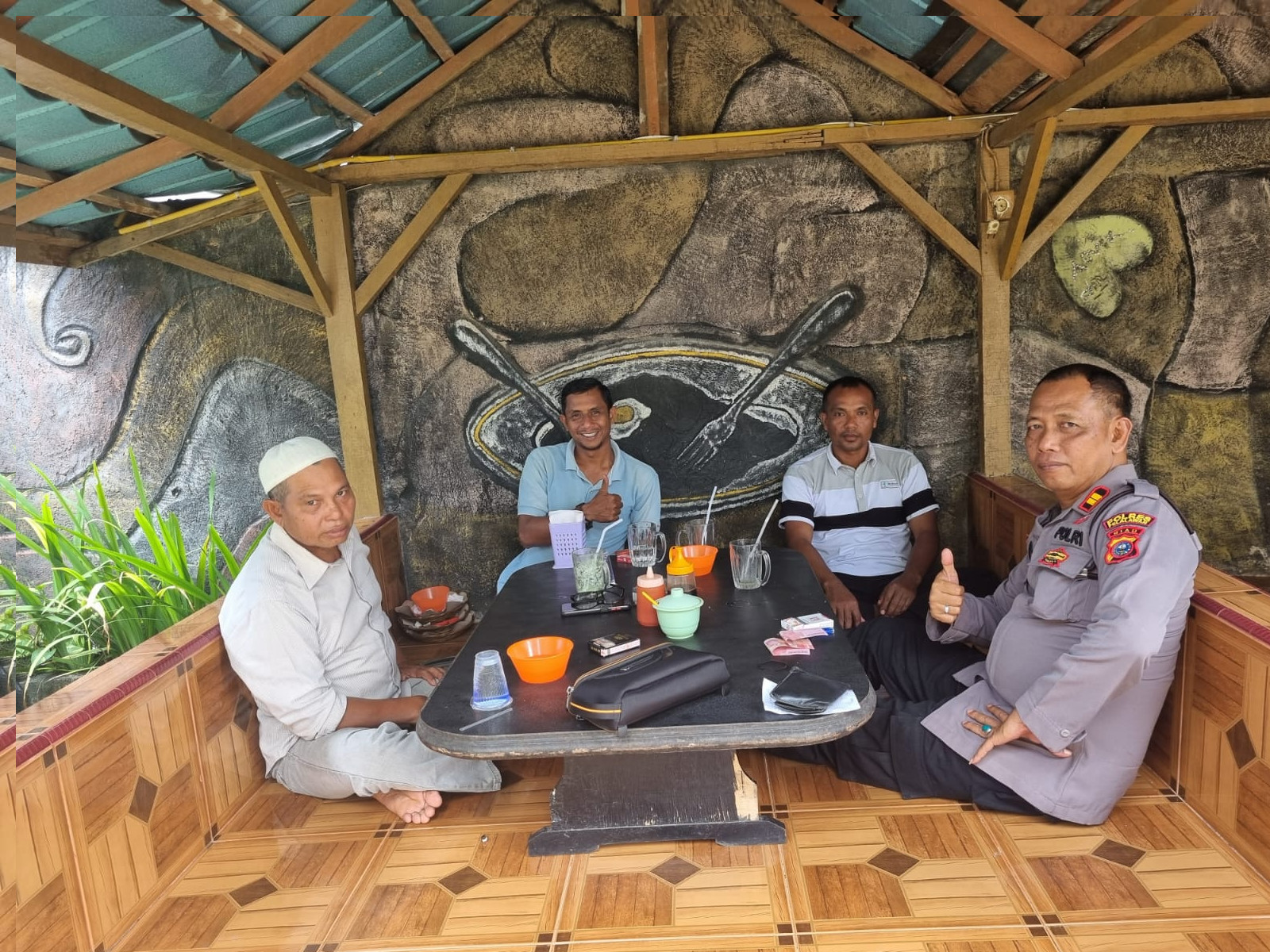 Polda Riau,Serta Polsubsektor Pelalawan Gelar Kegiatan Jumat Curhat
