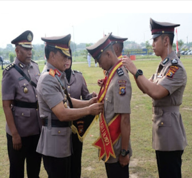 Wakapolda Lantik 134 Bintara Polri Gelombang I di SPN Polda Riau