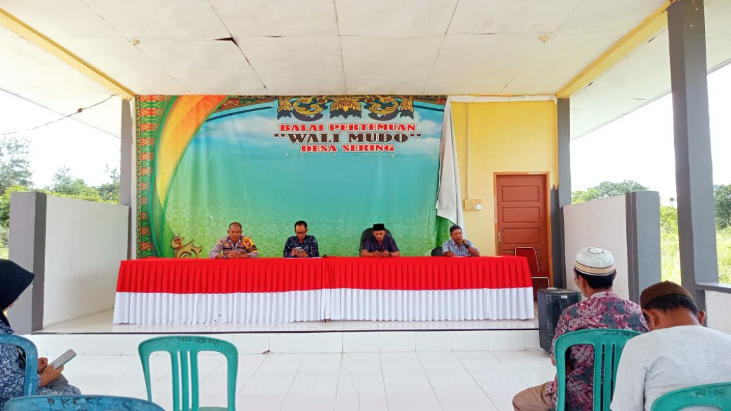 Bripka Noprizal,SH selaku Bhabinkamtibmas menghadiri Rapat Pembentukan Penjaringan dan Penyaringan Perangkat Desa Sering