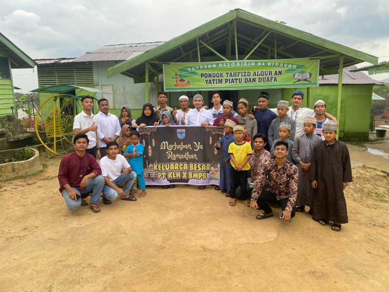 Keluarga Besar PT KLH dan BMPB Pelalawan Berbagi Berkah Di Bulan Ramadhan