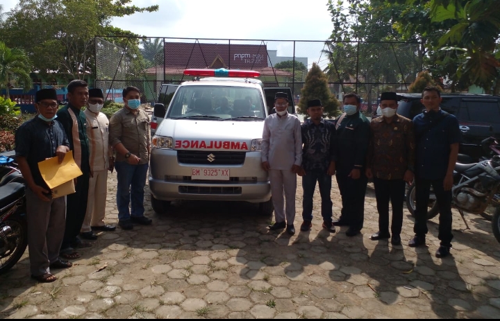 PT. Sari Lembah Subur, Bantu 1 Unit Ambulance Untuk Kelurahan Pangkalan Lesung